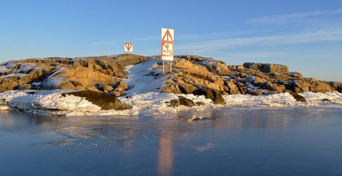 Skylt med ankringsförbud i Stockholms skärgård